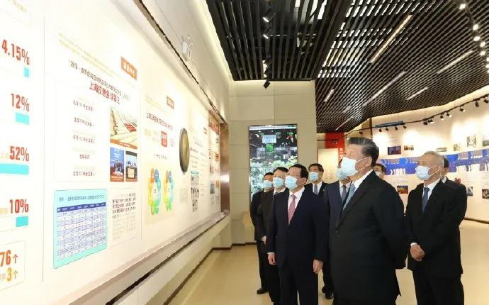 習(xí)近平出席浦東開發(fā)開放30周年慶祝大會(huì)
